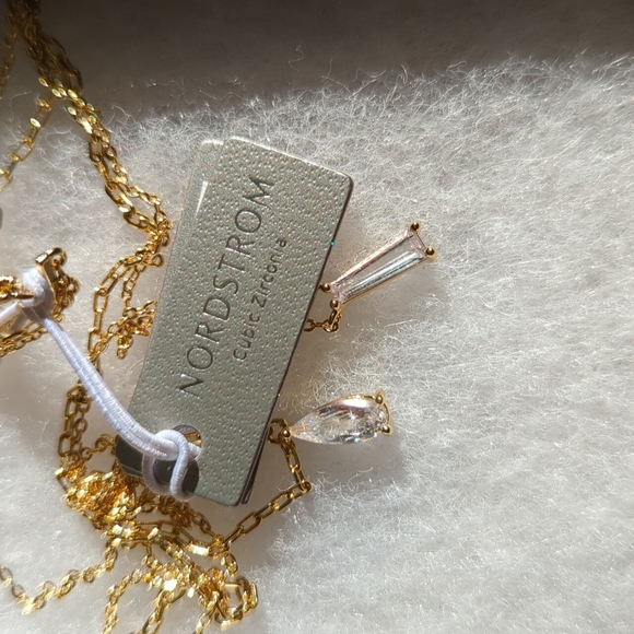 CZ tiered gold necklace 💖 - Picture 3 of 5